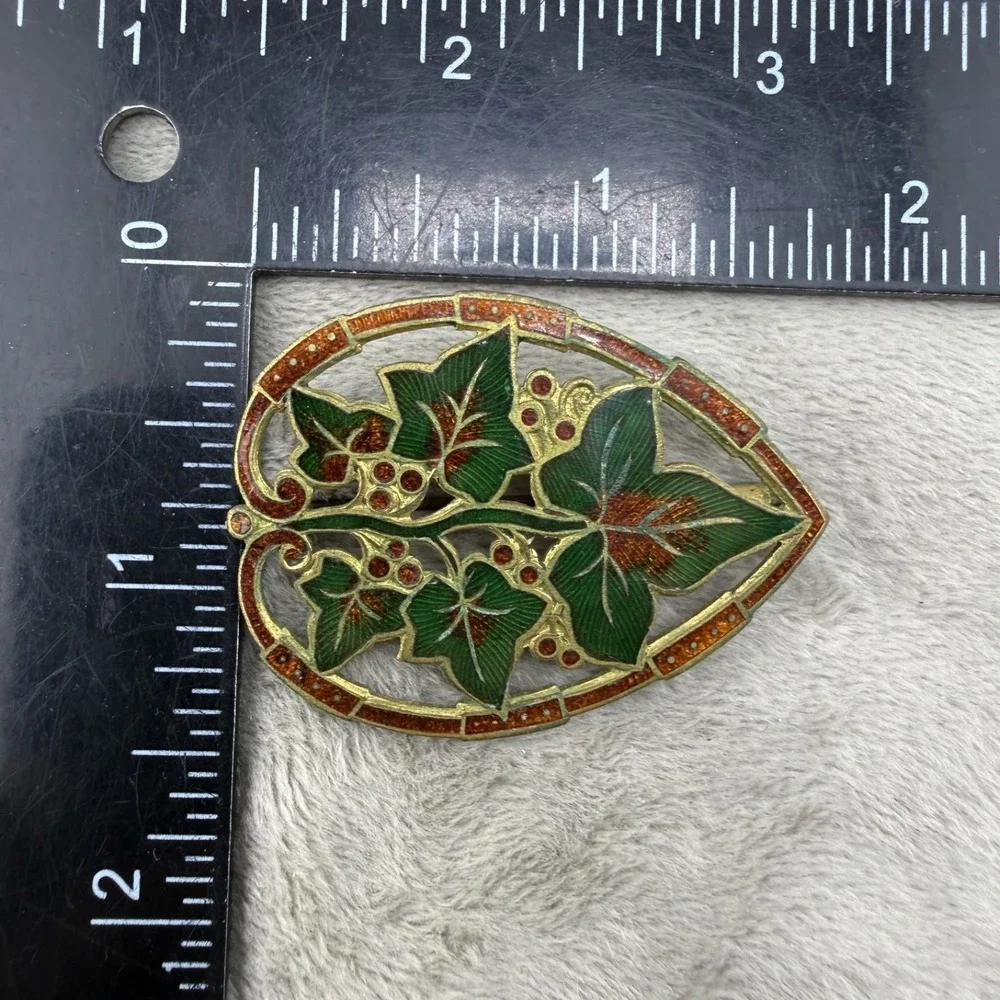 Vintage‎ Victorian Enamel Brooch Trombone Hinge Gold Tone  Ivy